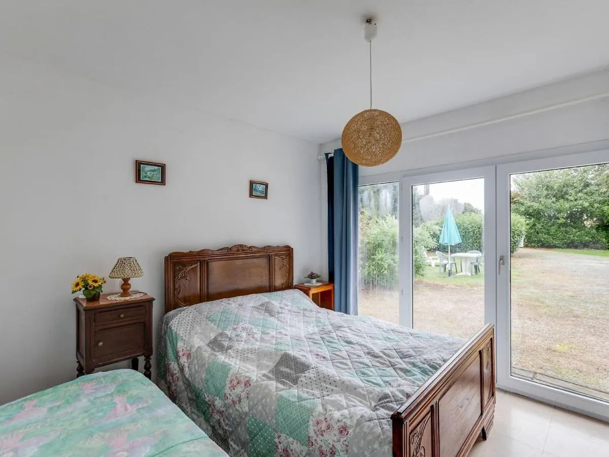 Pretty Holiday Home With Garden In Priziac
